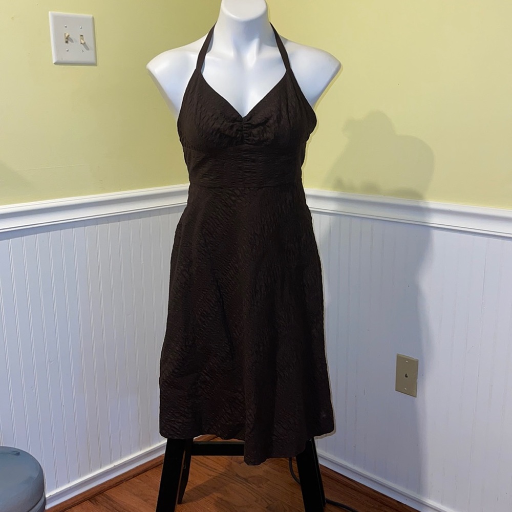 J. Crew Ladies halter style dress. Brown. Size 0P..